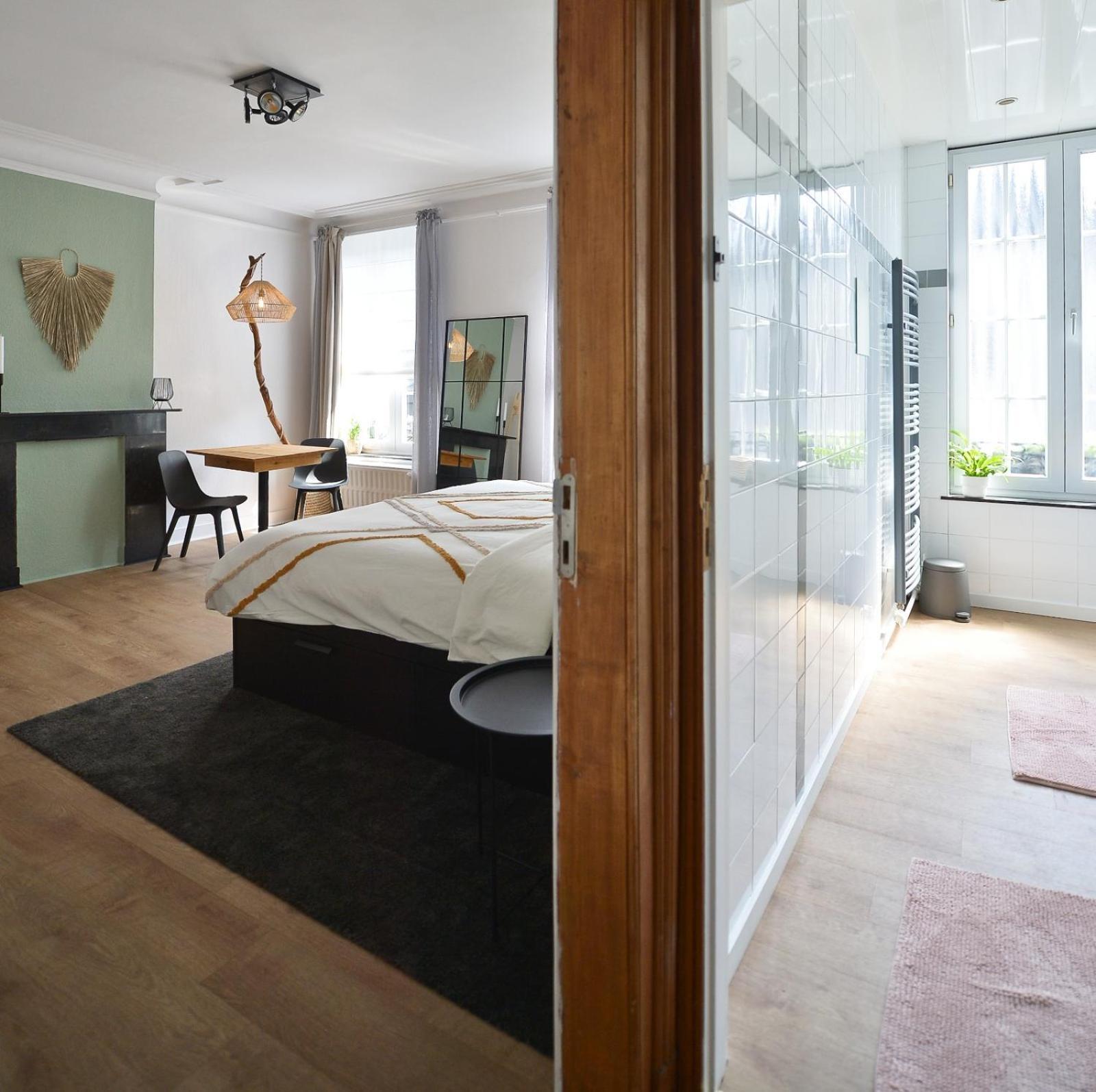 La Chambre De Sam - Chambre Lit 180 Avec Sdb Privee Proche Centre Ville Liège Eksteriør billede